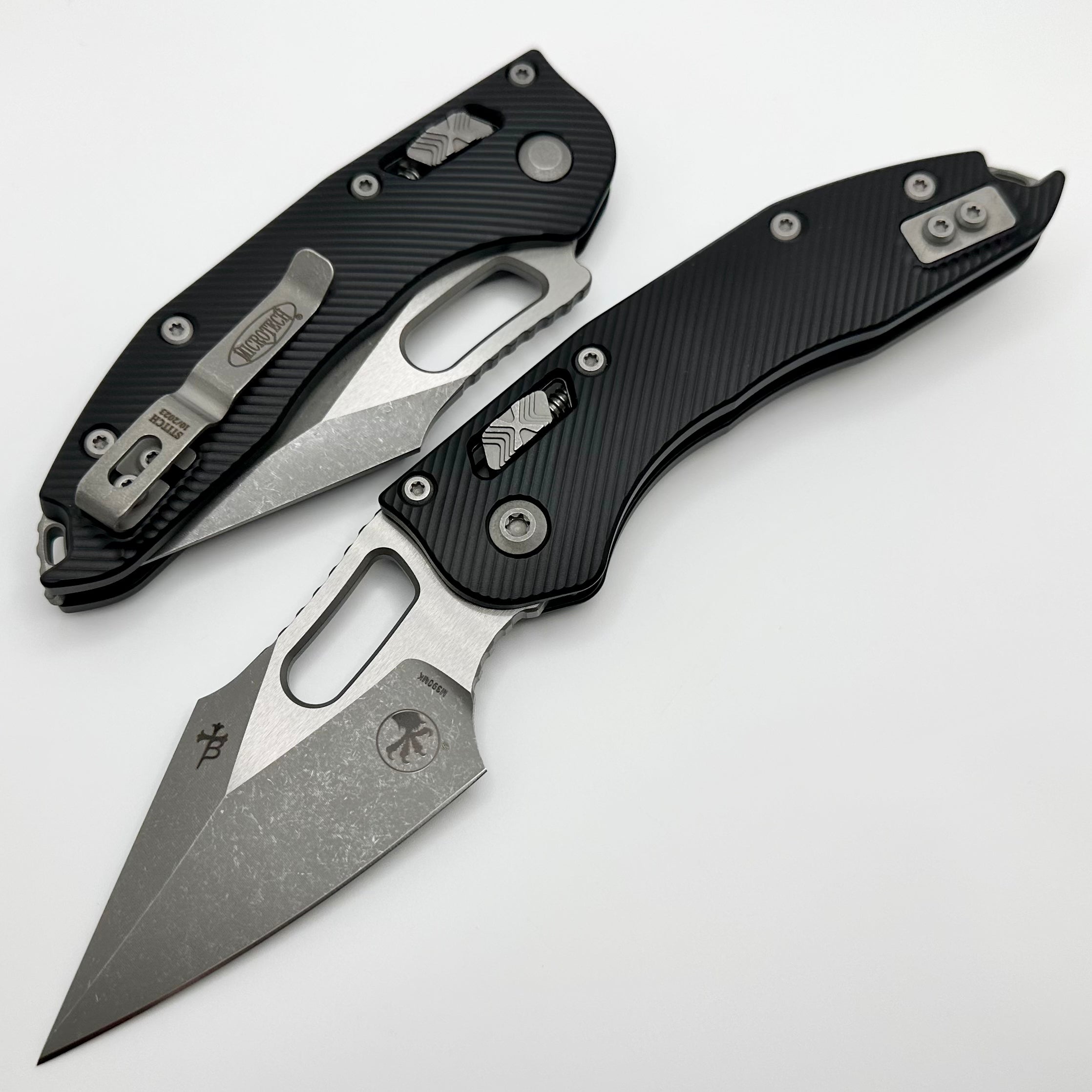 Microtech Knives Manual Stitch RAM LOK Fluted Black Aluminum Apocalypt
