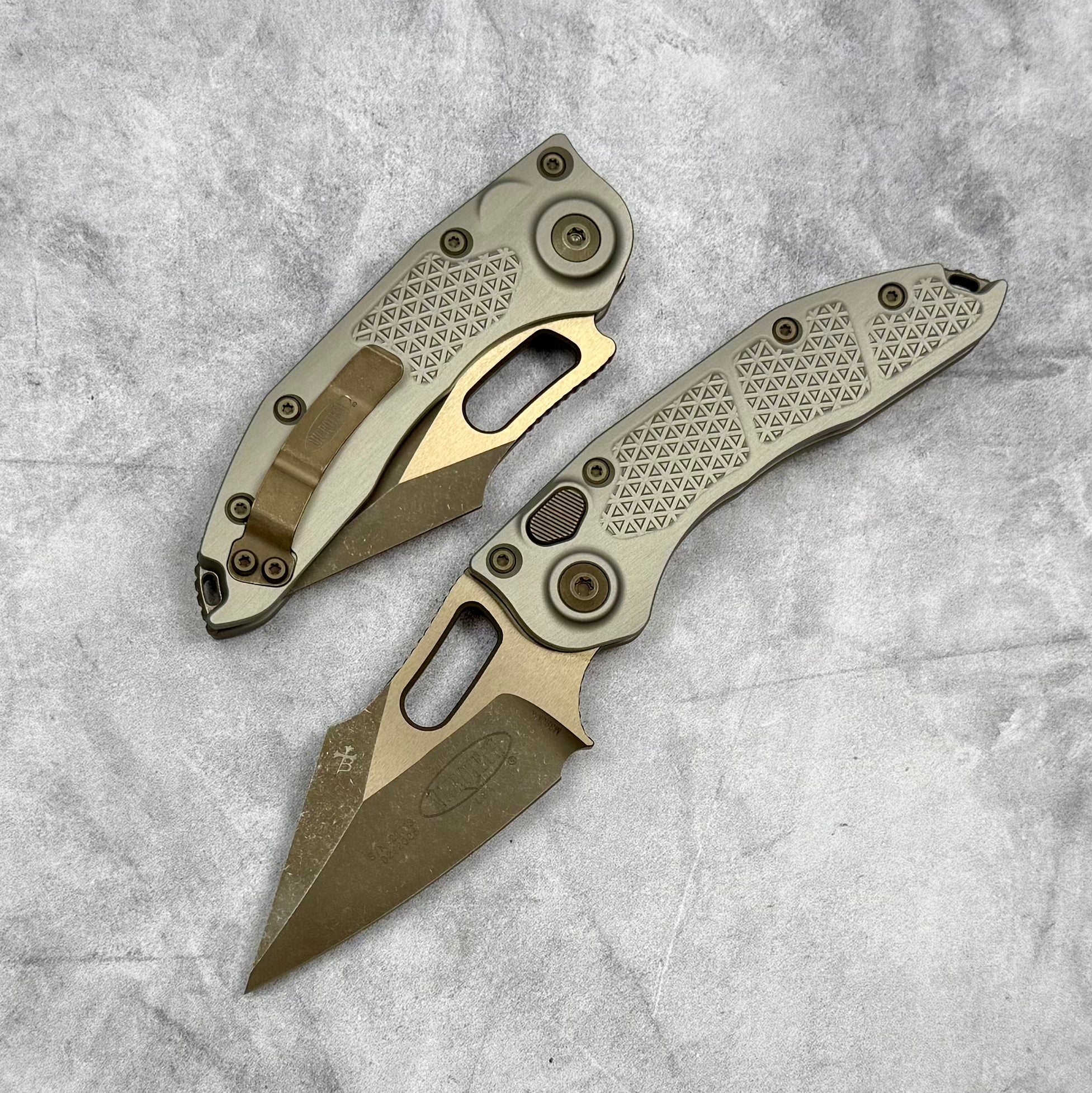 myco Microtech Borka Stitch Bronzed Apocalyptic Standard Two Tone Natural C