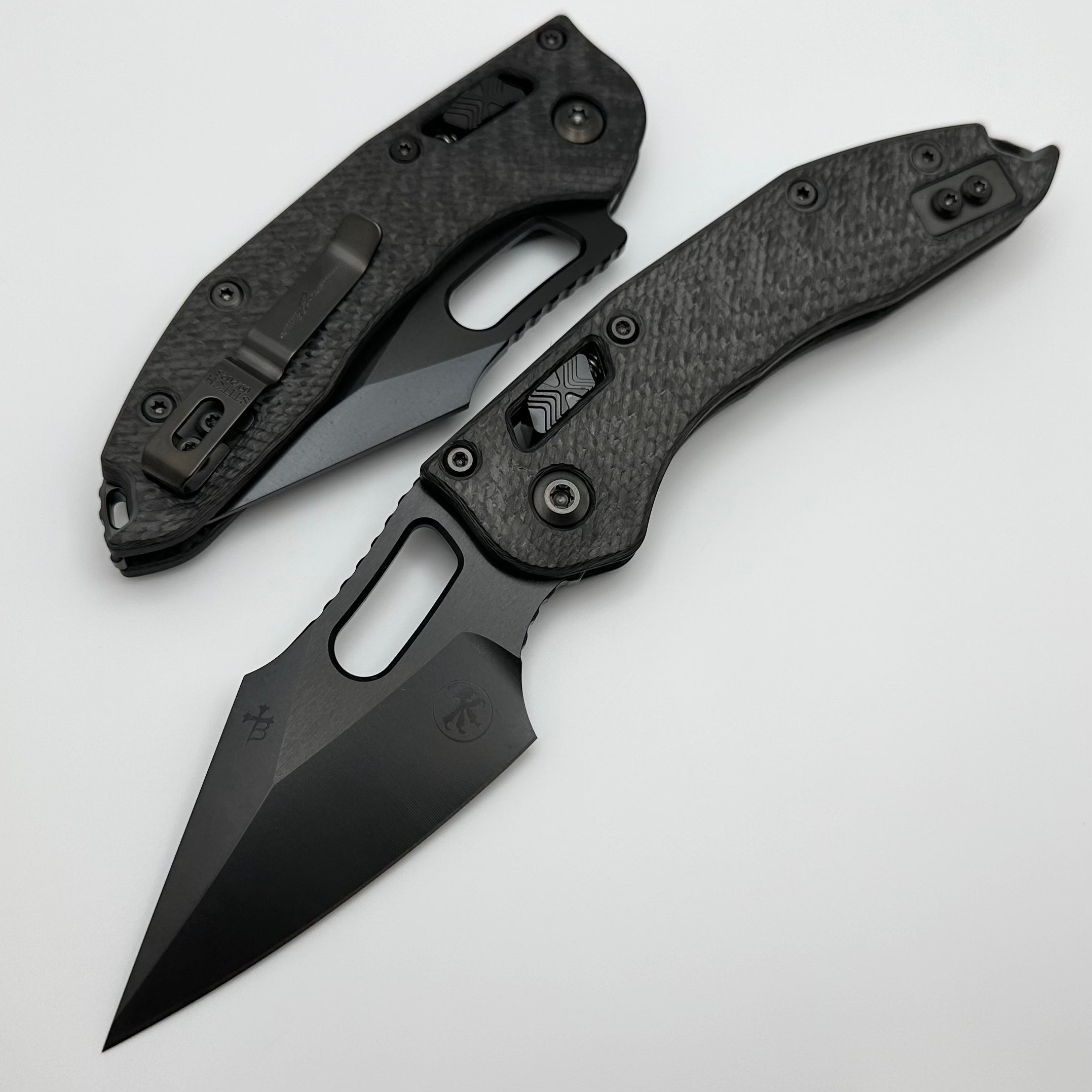 Microtech Knives Manual Stitch RAM LOK Fluted Carbon Fiber DLC Standar