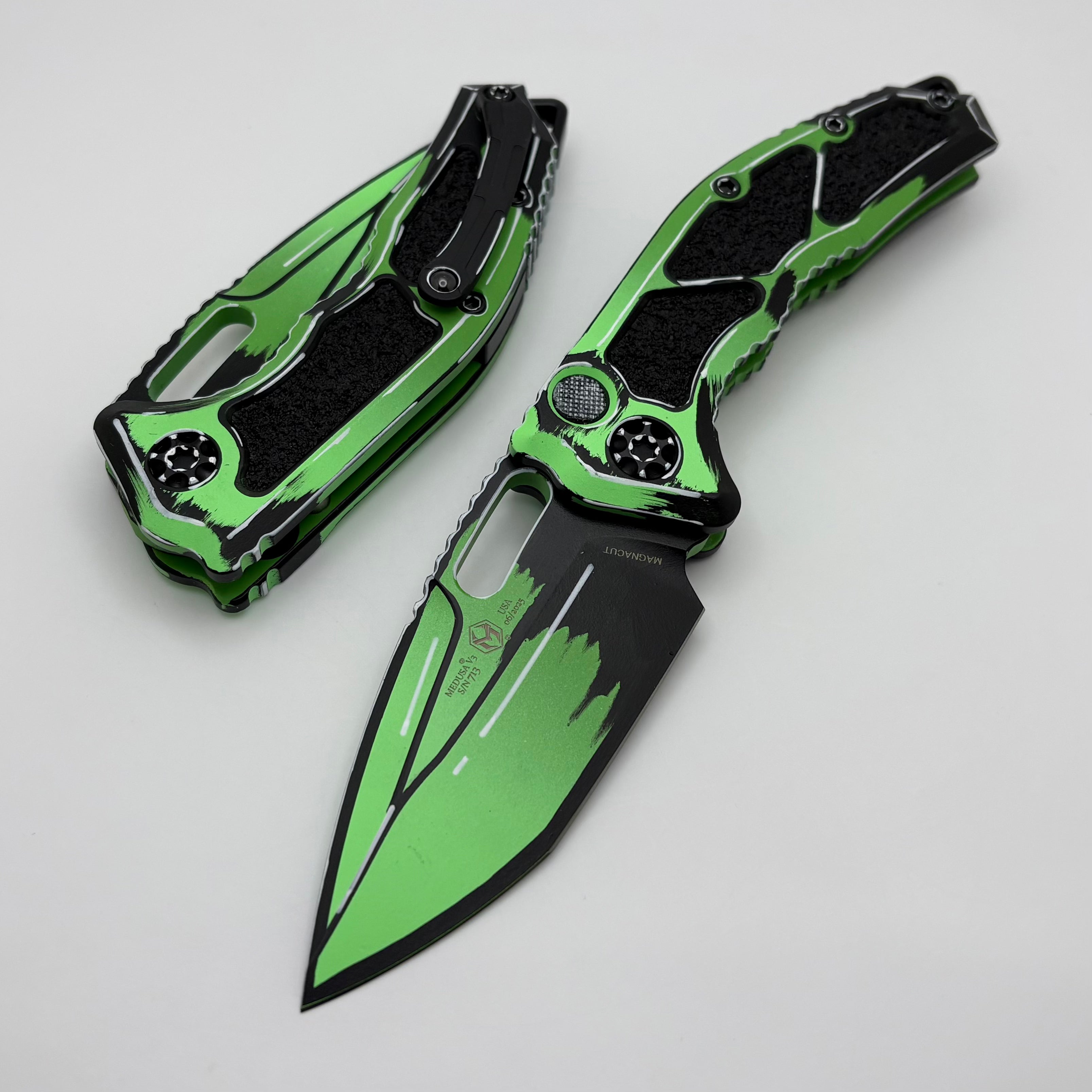 Heretic Knives Medusa Auto Toxic Green Cel Shade w/ Tanto MagnaCut H01