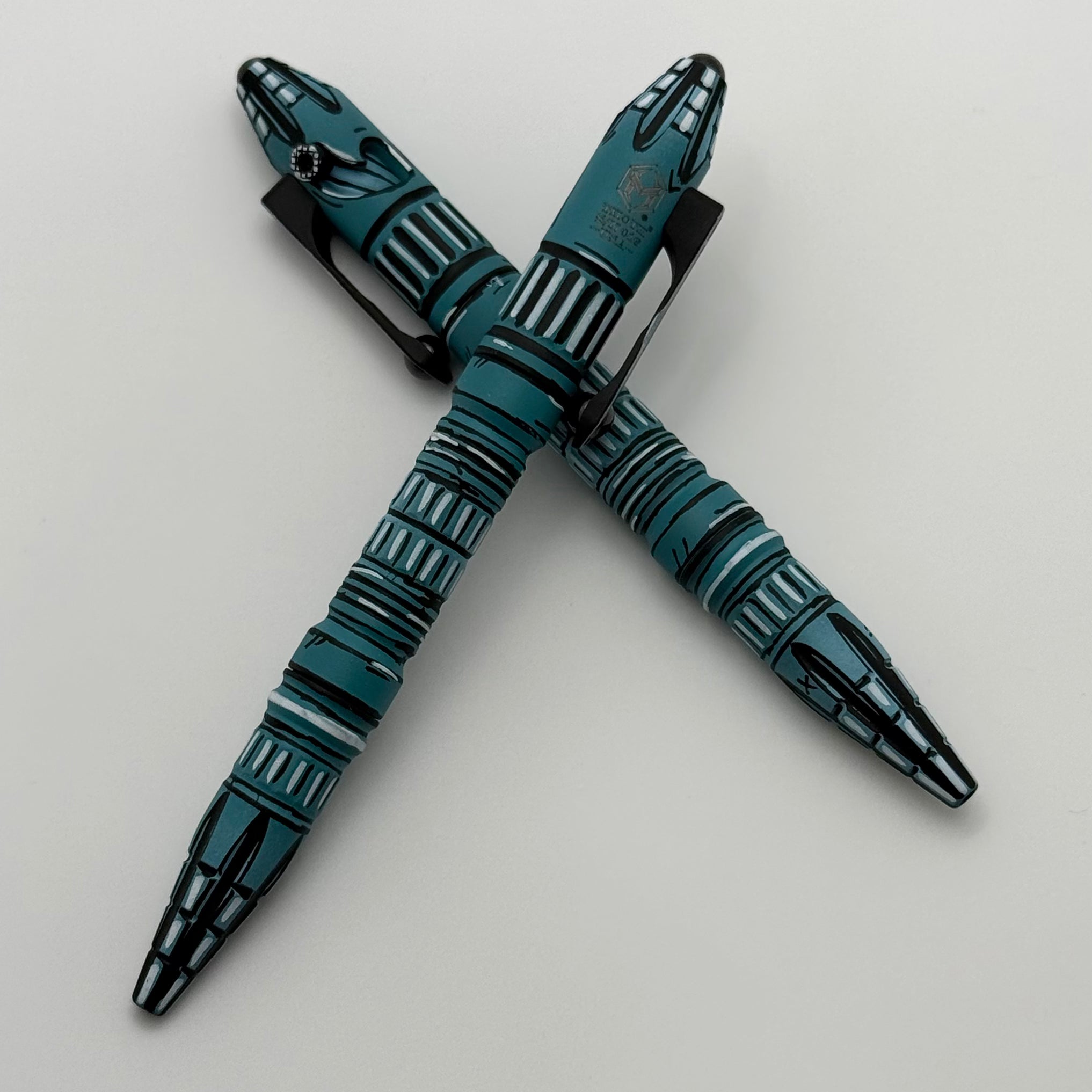 Heretic Knives Thoth Pen Turquoise Cel Shade H038-CS-TQ