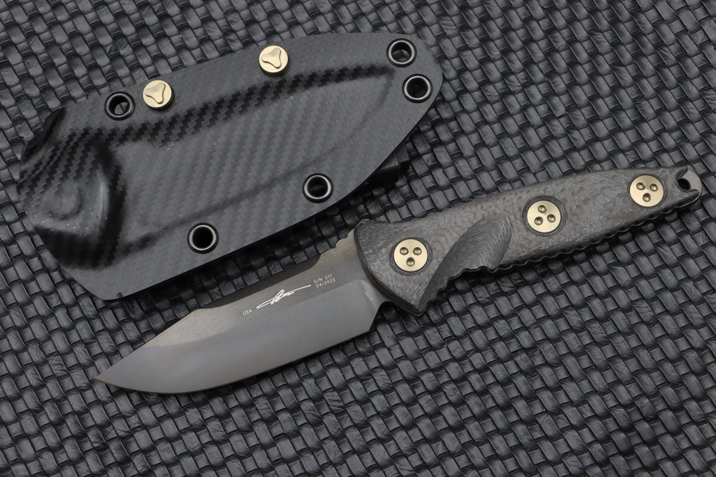 Microtech Socom Alpha Mini Single Edge Black DLC & Carbon Fiber 113M-1