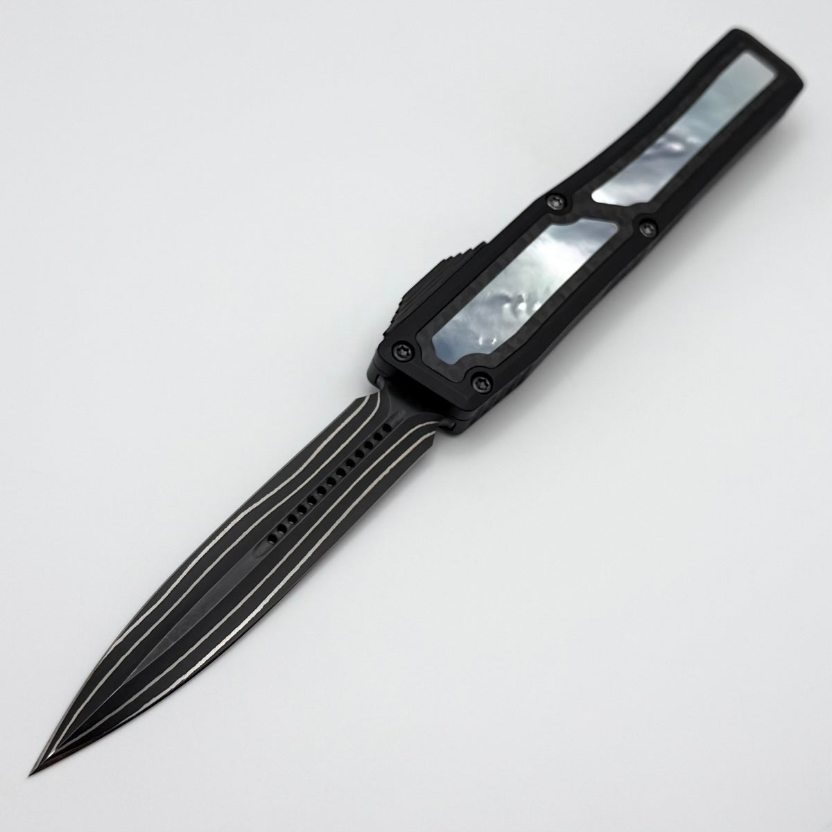 Heretic Custom NYX Aluminum Handle w/ Carbon Fiber/Mother of Pearl Inl