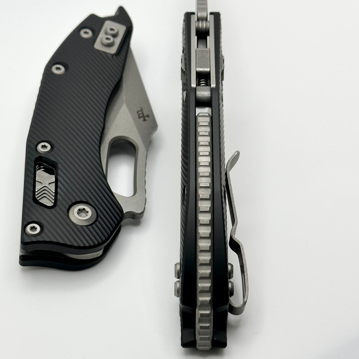 Microtech Knives Manual Stitch RAM LOK Fluted Black Aluminum Apocalypt