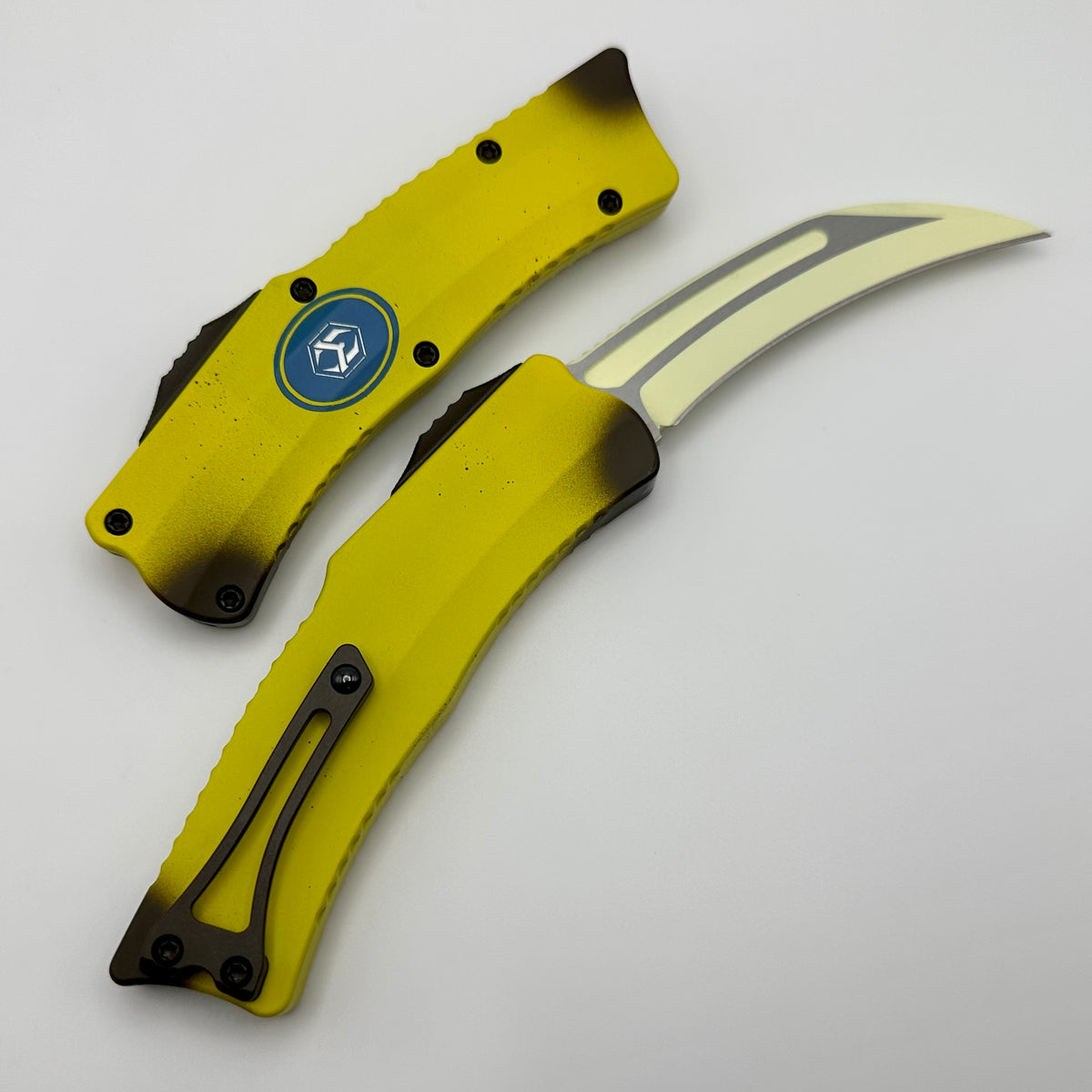 ADF14B71-25A0-4D78-99AD-