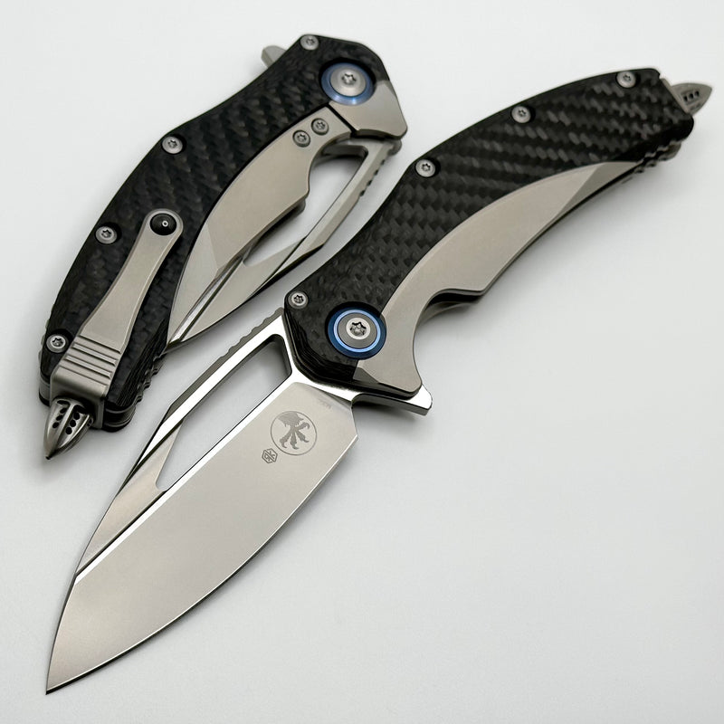 Microtech Matrix Titanium w/ Carbon Fiber Scales & Blue Ti Pivot Collars w/ Bead Blast M390 165C-7CFTI