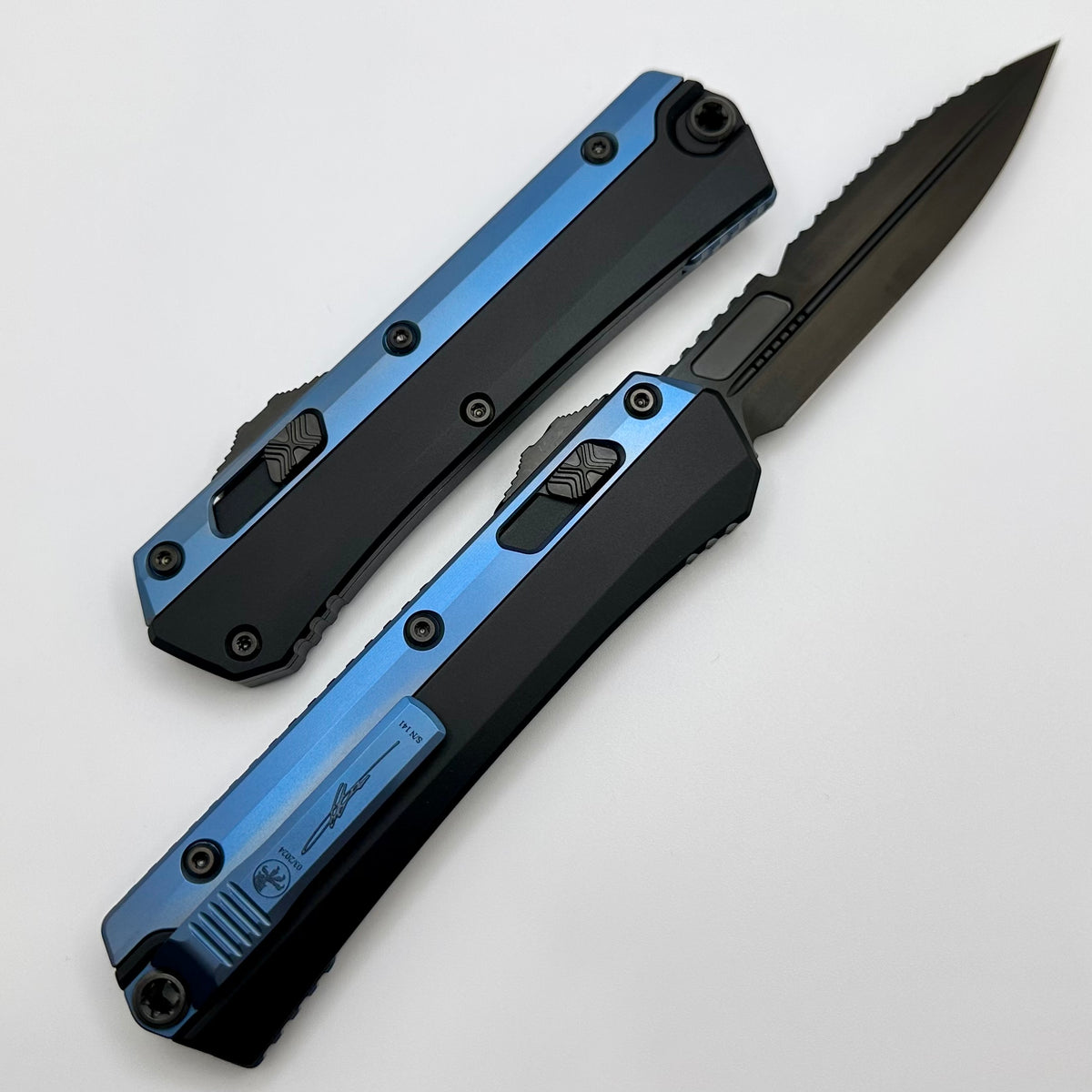 Microtech Glykon DLC Bayonet Part Serrated w/ Blue Anodized Accents Si