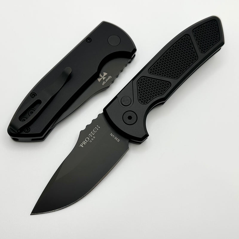 Pro-Tech SBR Short Bladed Rockeye Knurled Aluminum Black Handle & Black S35 Blade LG407