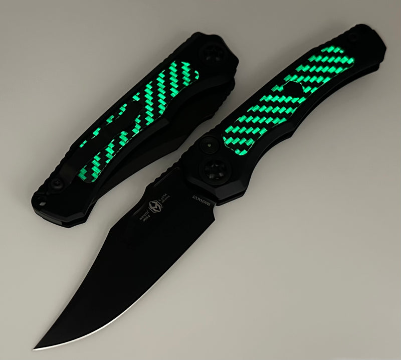 Heretic Knives Wraith Auto V4 w/ GITD Carbon Fiber Inlays & DLC Bowie MagnaCut Blade H002-6A-GLO/CF