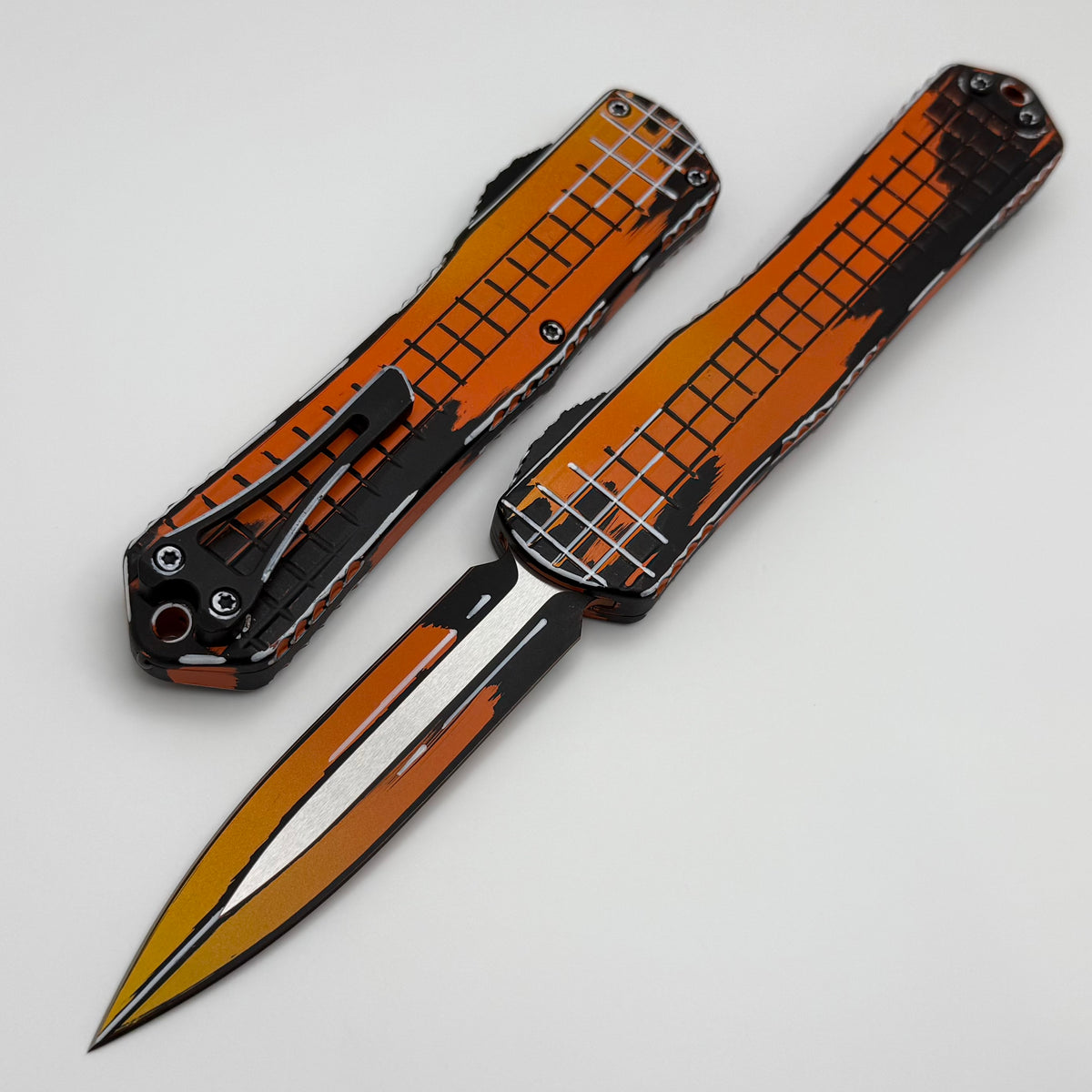 Heretic Knives Manticore X Cel Shade Orange Frag Handle w/ D/E MagnaCu
