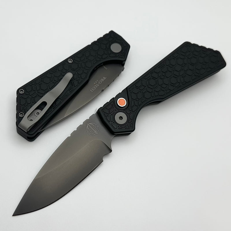 Pro-Tech PT Plus Black Gridlock Aluminum Handle w/ Smoky Gray Cru-Wear 2024 Cancon PT.3