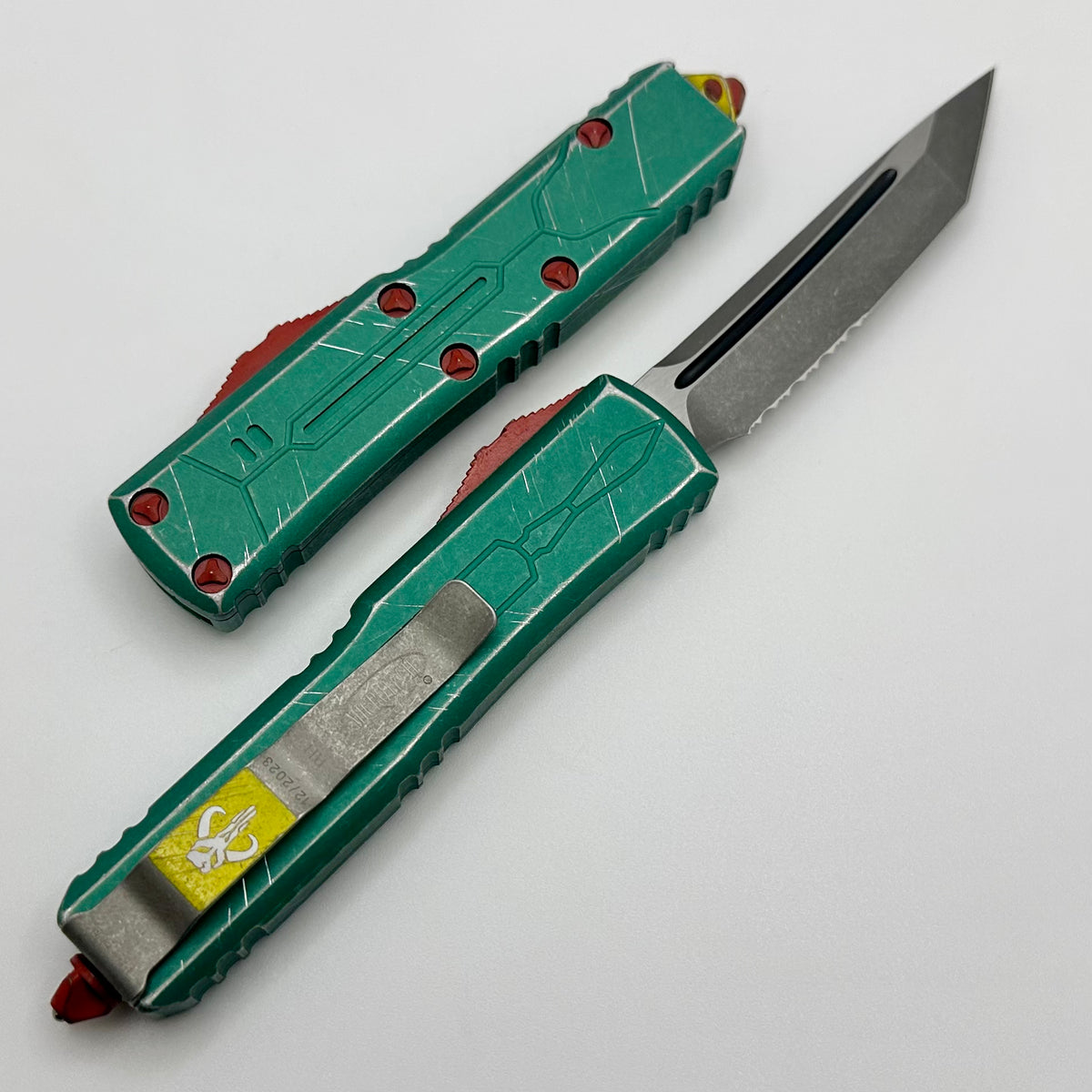 Microtech UTX-85 Bounty Hunter w/ Apocalyptic Partial Serrated 233-11B