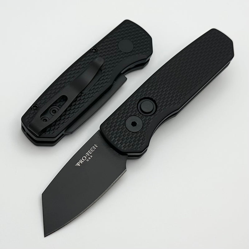 Pro-Tech Runt 5 w/ Black Textured Handle & DLC MagnaCut Reverse Tanto R5406