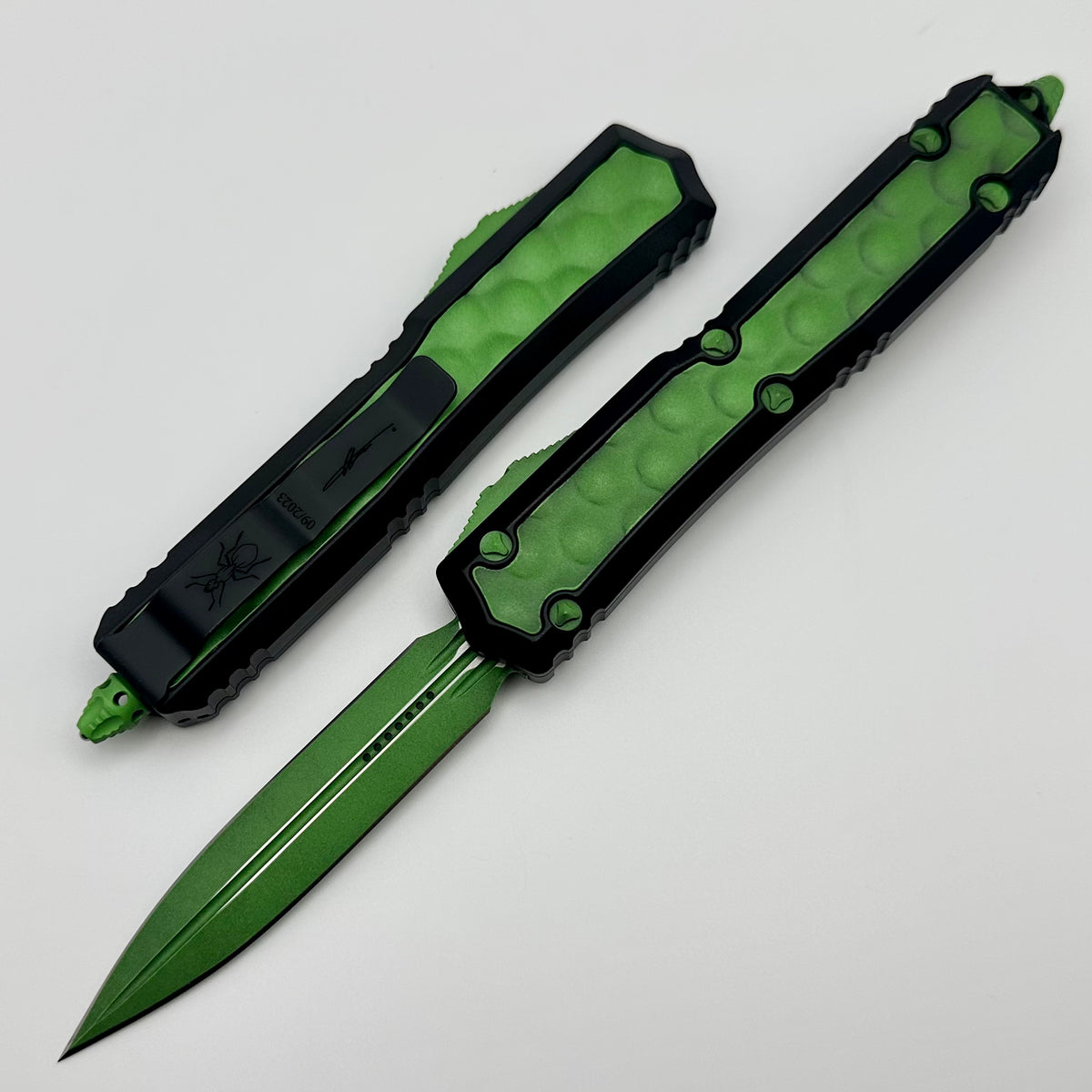 Microtech Makora Green Mamba Signature Series 206-1BIGMS Microtech Makora Green Mamba Signature Series 206-1BIGMS