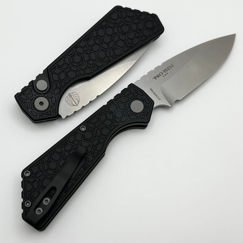 Discontinued Pro-Tech PT Plus Black Gridlock Aluminum Handle w/ Blasted Hardware - Black Clip & Stonewash MagnaCut Blade PT205-Gridlock