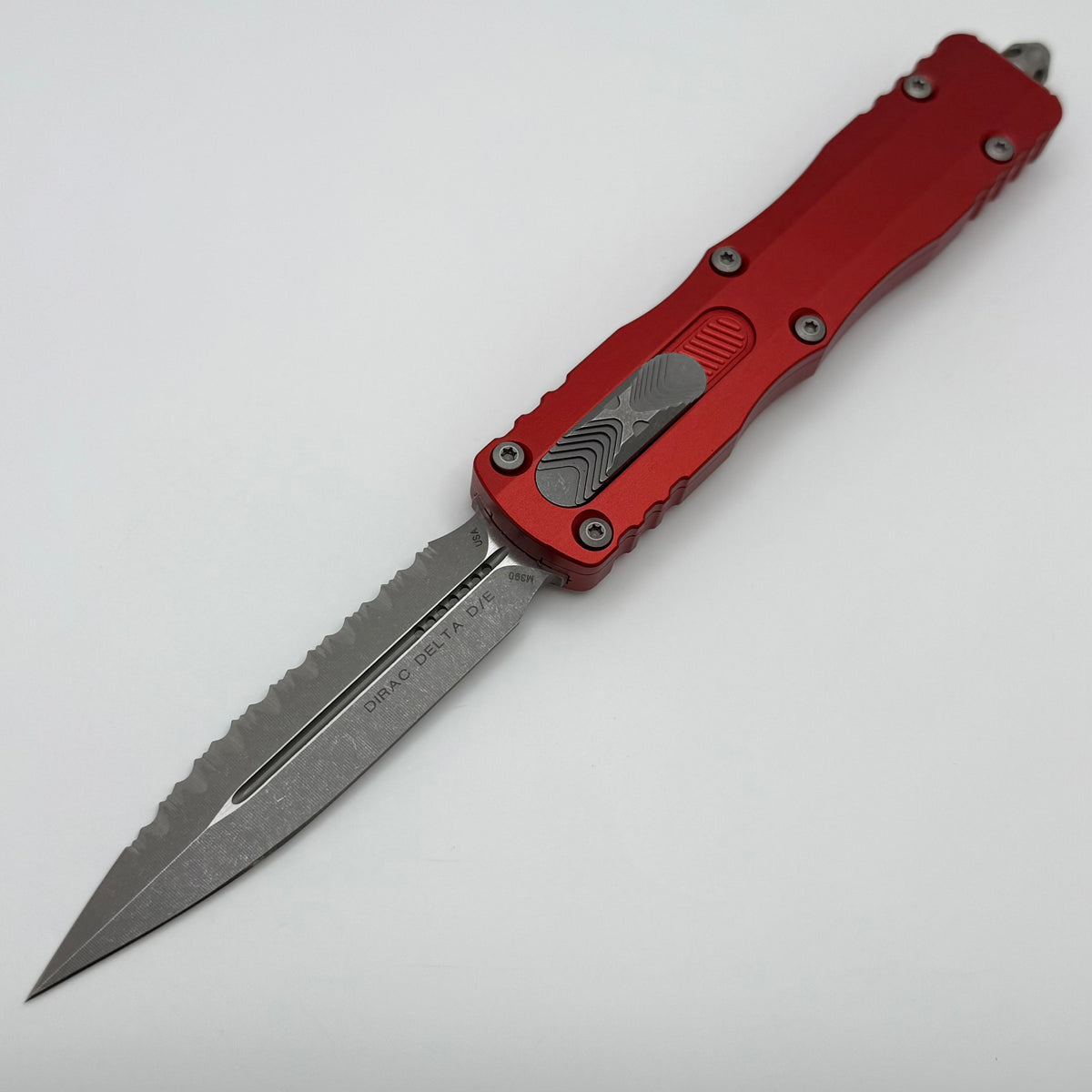 Microtech Dirac Delta D/E Apocalyptic Full Serrated w/ Red Handle 227-