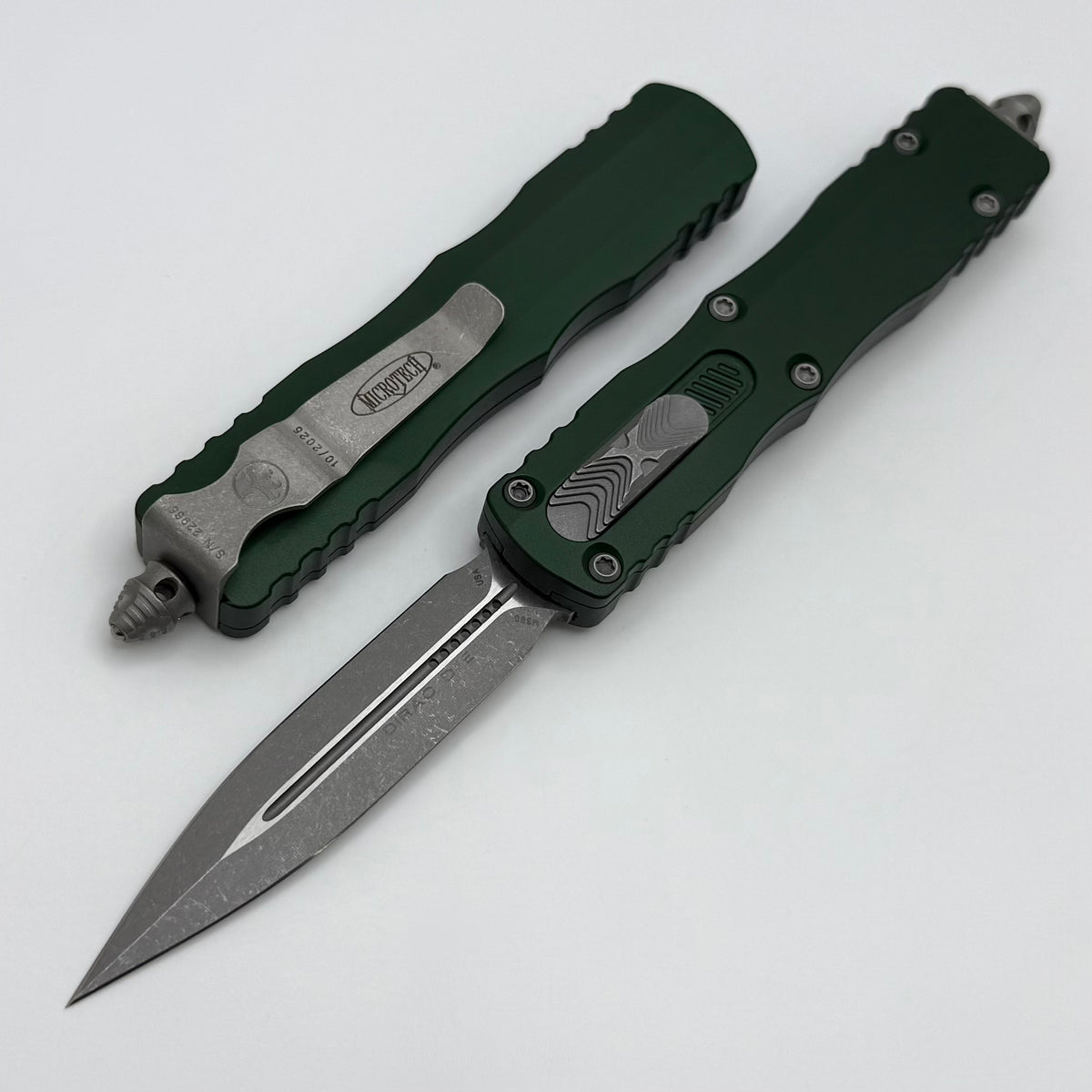 Microtech Dirac D/E Apocalyptic Standard & Emerald Green Handle 225-10