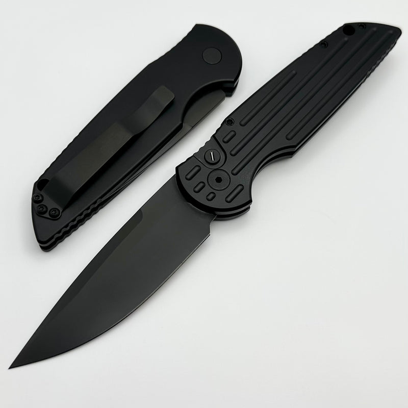 Pro-Tech TR-3 Black Grooved Handle w/ Tritium Inlaid Button & Black Blade TR-3 SWAT Operator