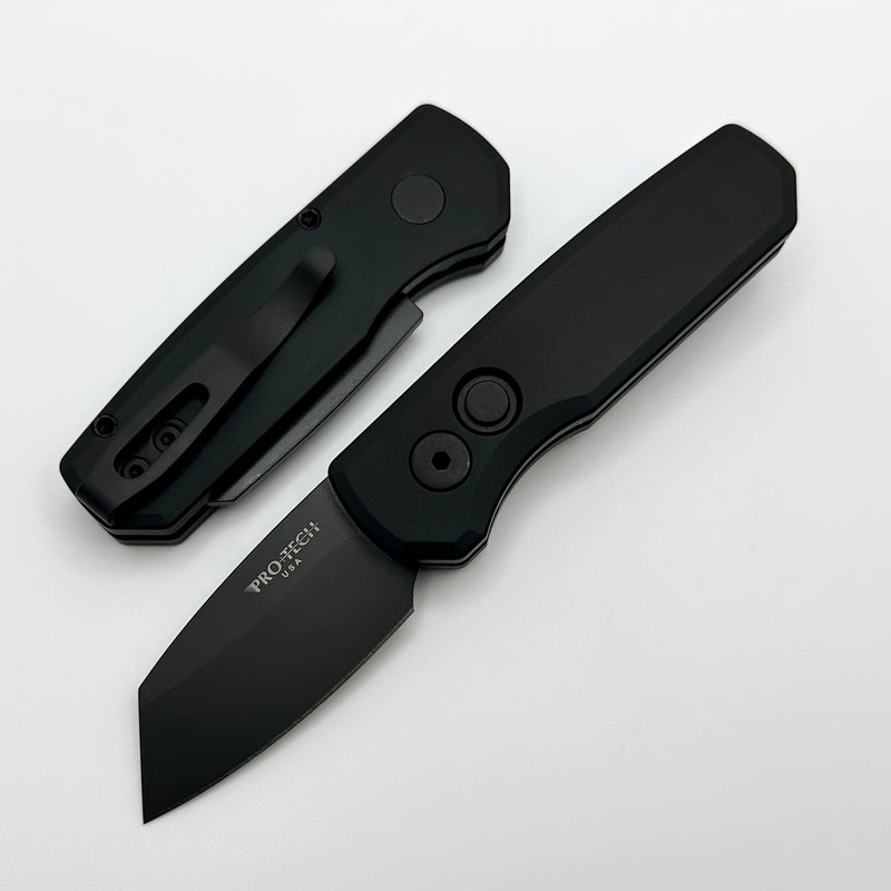 Pro-Tech Runt 5 w/ Black Handle & DLC MagnaCut Reverse Tanto R5403