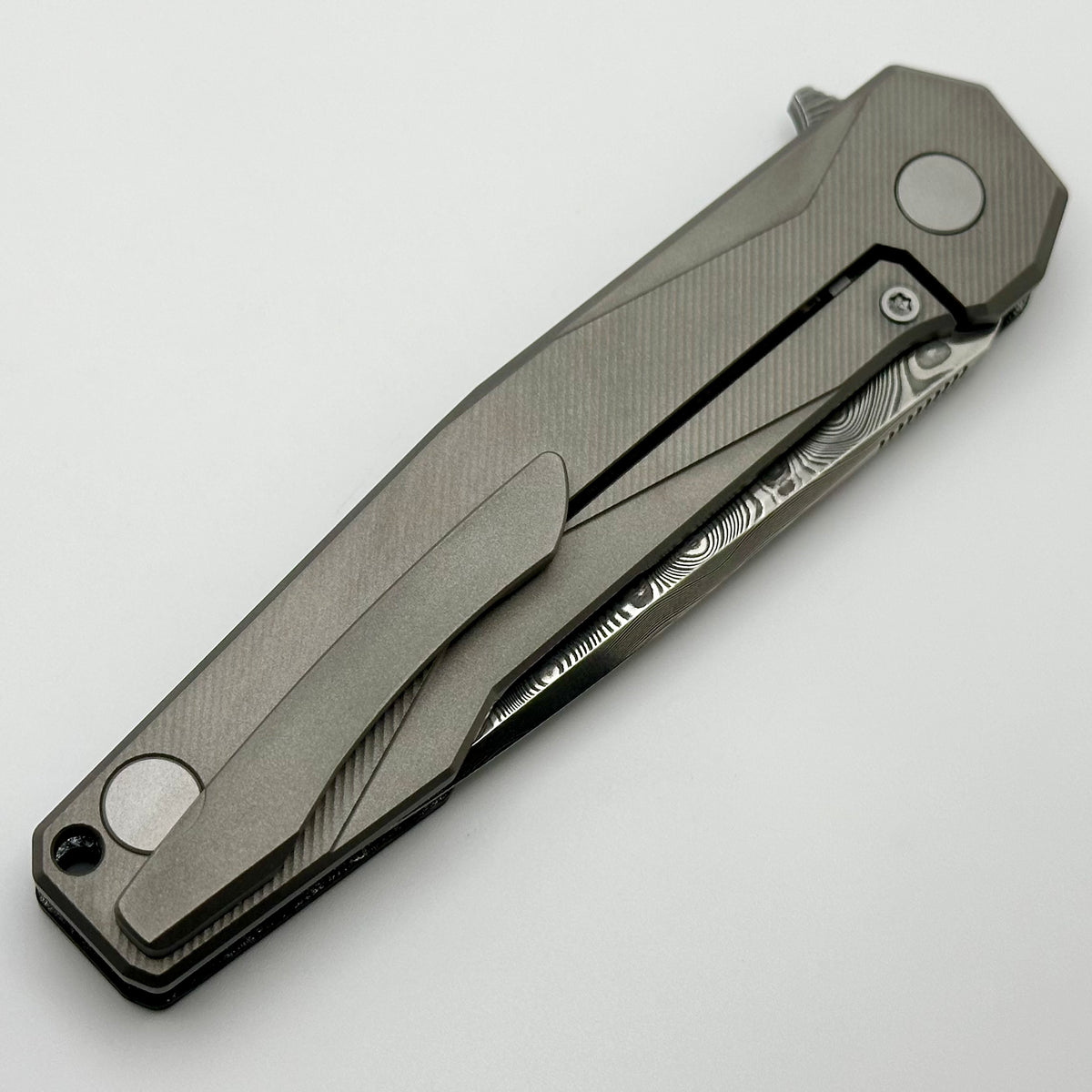 Uldanov Custom Knives R1 w/ Milled Titanium/Polar Dark Matter Carbon F