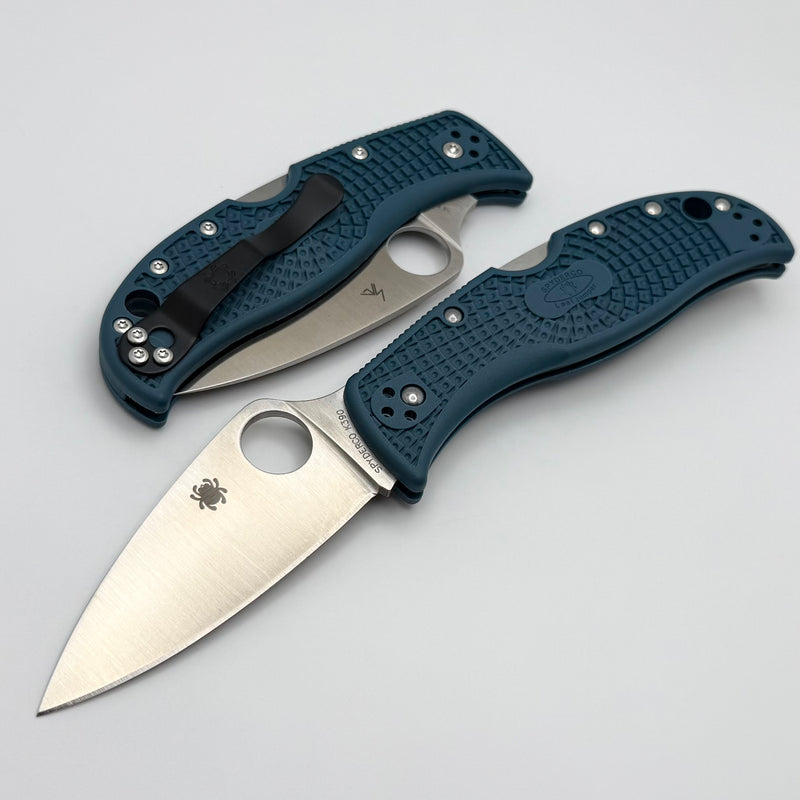 Discontinued Spyderco Leafjumper Blue FRN Handles w/ K390 C262PBLK390