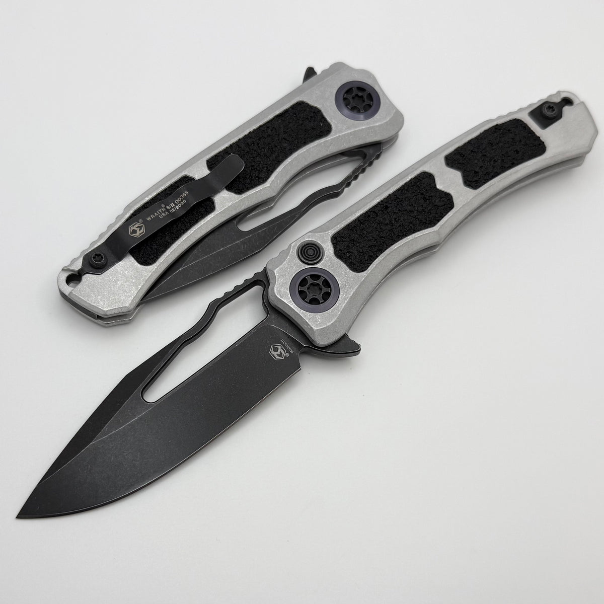 Heretic Knives Wraith V4 Blizzardworn Aluminum Handles & Battle Black