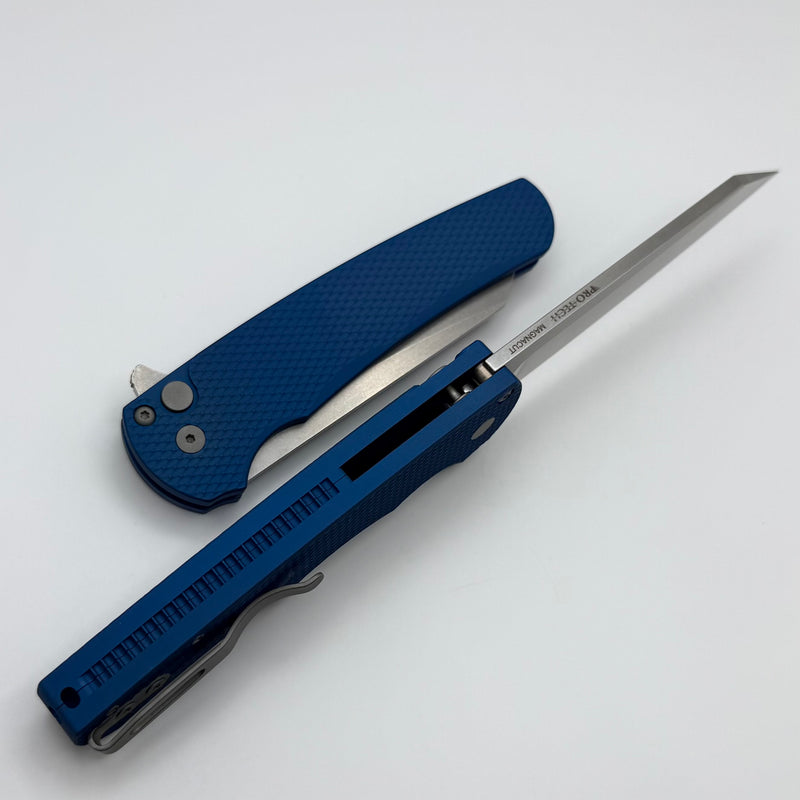 Pro-Tech Malibu Textured Blue Handle & Stonewash MagnaCut Reverse Tant