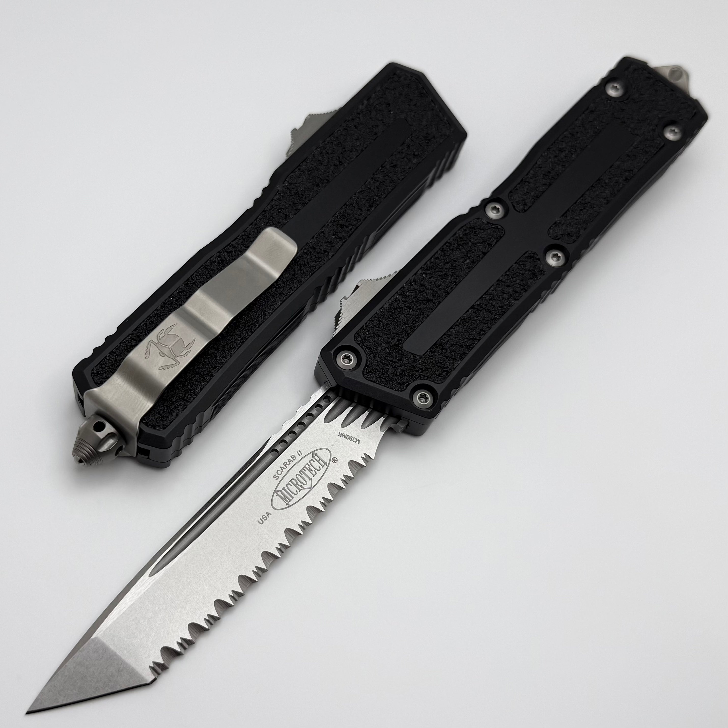 Microtech Scarab 2 Gen 3 Stonewash Spine Fluted Full Serrated Tanto w/