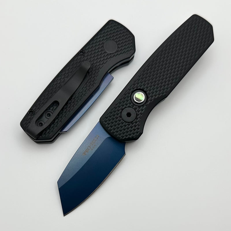 Pro-Tech Runt 5 w/ Black Textured Handle & Mother of Pearl Button w/ Sapphire MagnaCut Reverse Tanto R5406-SB