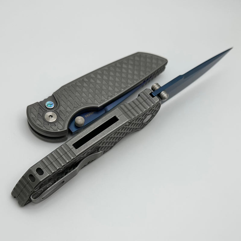 Pro-Tech TR-3 Integrity Custom Manual Relic Stonewash Stainless Handles w/ Sapphire Blue S35 2024 Integrity Custom 003