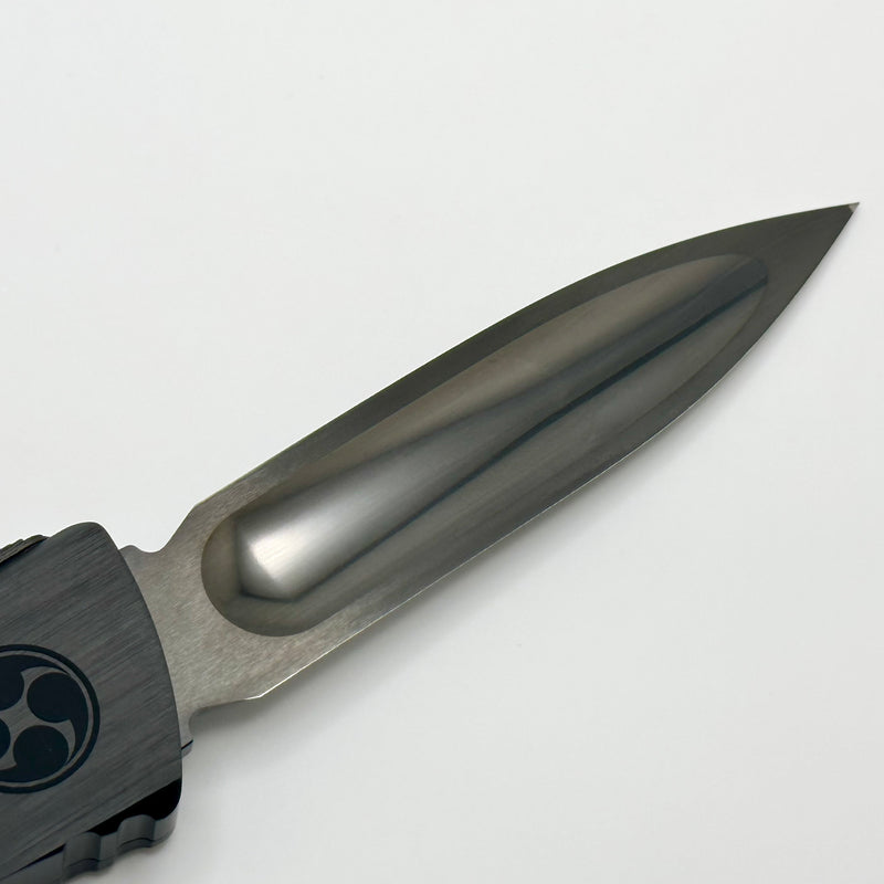Marfione Custom Knives Combat Troodon O-YARI DLC Diamondwash Chisel Milled Double Edge w/ Carbon Fiber Button & Hefted Black Handle w/ Deep Engraved War Crests