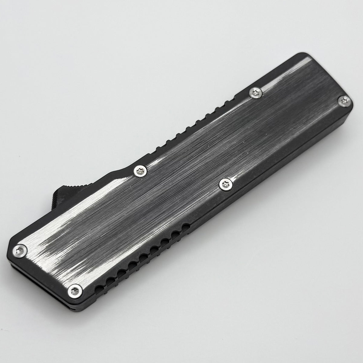 Chaves Dissident Gen 1 w/ Black Road Rash Handles & Stonewash & Satin