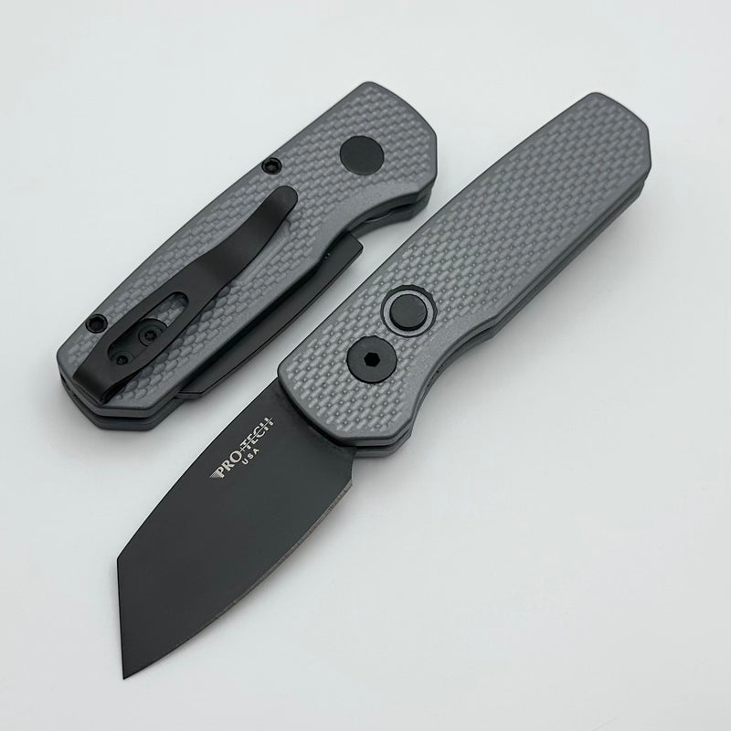 Pro-Tech Runt 5 w/ Gray Textured Handle & DLC MagnaCut Reverse Tanto R5406-GREY