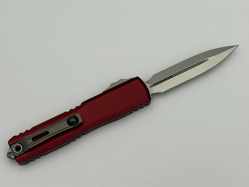 Microtech Ultratech Gen IV D/E Stonewash Standard w/ Merlot Handle 11224-10MR