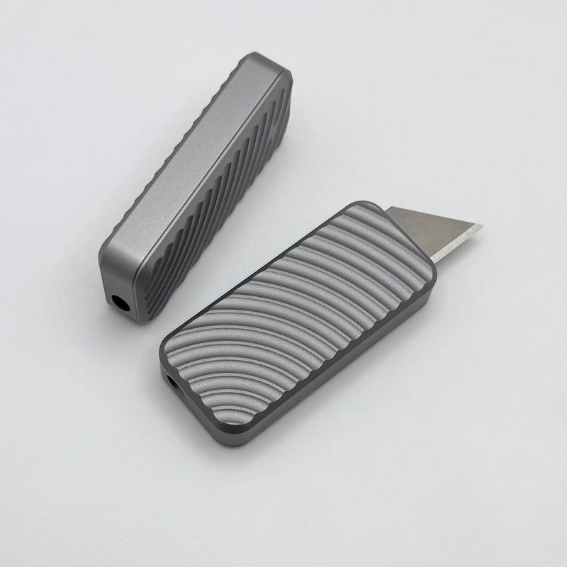 Rivery Manufacturing Zero Original Pattern Aluminum Cad Lab Gun Metal Gray w/ Changeable Razor Blade