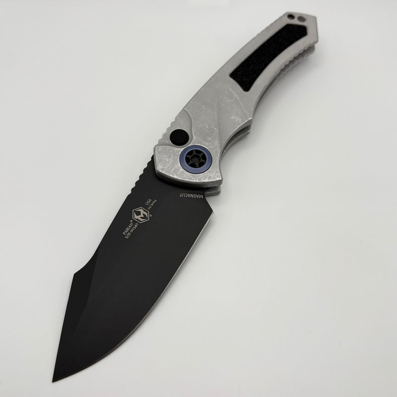 Pre-Owned Heretic Knives Pariah Auto Blizzard Worn & Cerakote MagnaCut w/ Black Hardware & Blue Accents H048-4A-BLZ