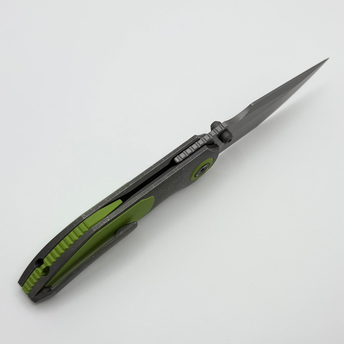 Poikilo Blade Christensen Knifeworks Casque Titanium Handles w/ Green