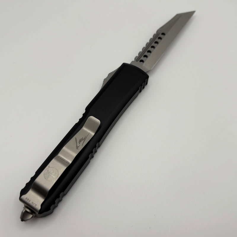 Pre-Owned Microtech Ultratech Warhound Stonewash Standard & Black 119W-10S