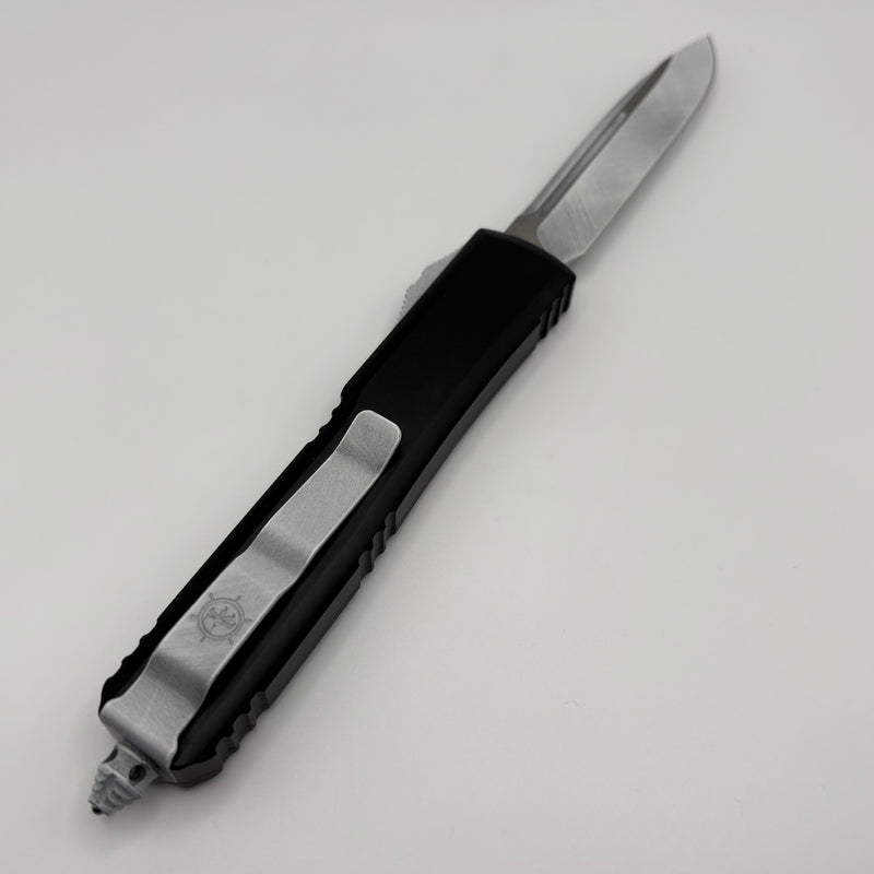 Pre-Owned Microtech Ultratech Steamboat Willie Dirty White Single Edge 121-1SB