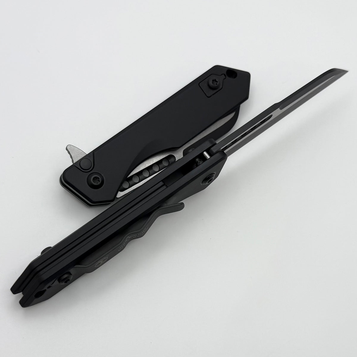 Heretic Knives M/A Jinn Flipper w/ Black Aluminum Handles & 2 Tone Bla