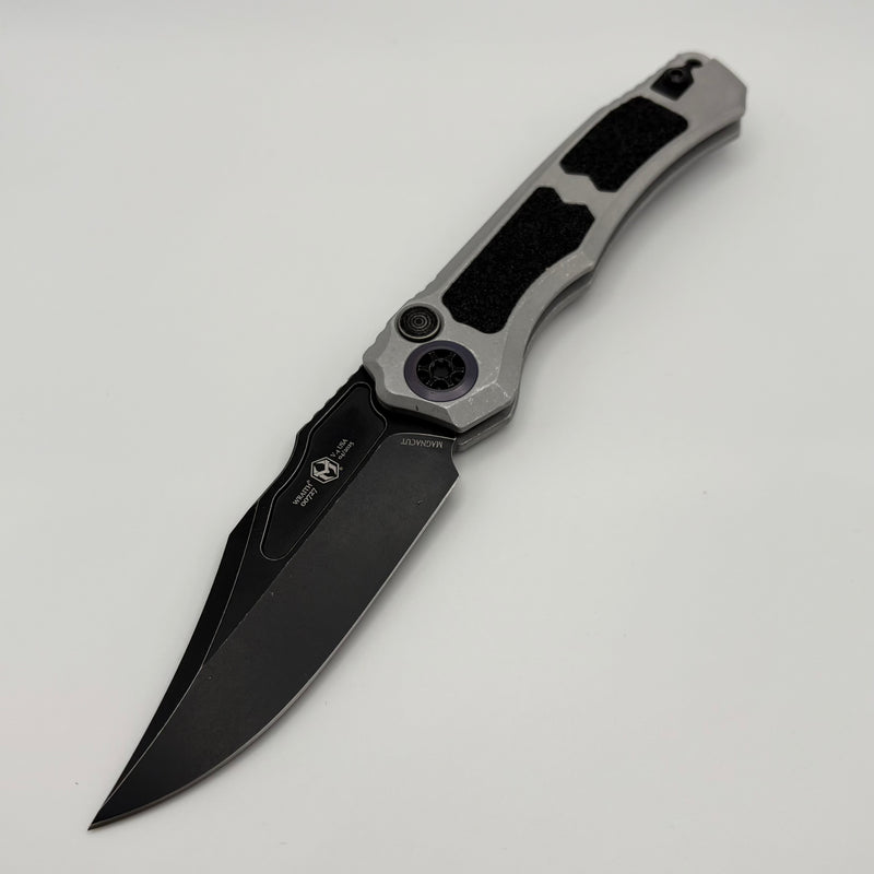 Pre-Owned Heretic Knives Wraith Auto V4 w/ Blizzard Handle & Battleworn Black Bowie MagnaCut Blade H002-8A-BLZ