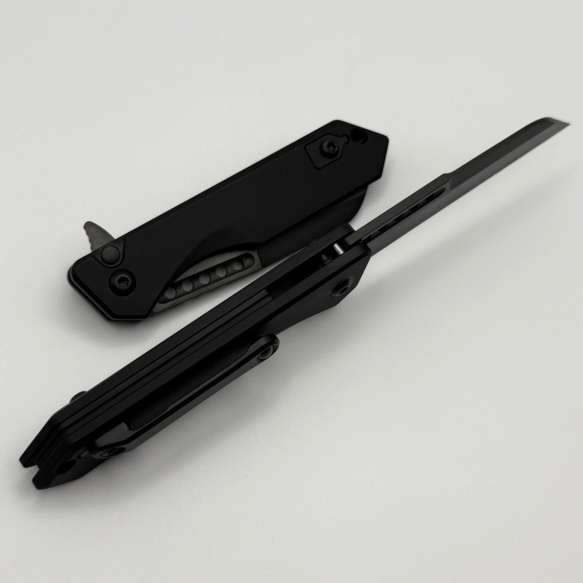 Heretic Knives M/A Jinn Flipper w/ Black Aluminum Handles & Hand Groun