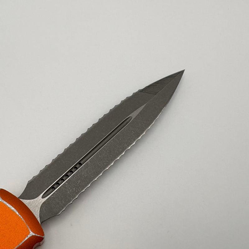Pre-Owned Microtech Ultratech Double Edge Double Full Serrated Apocalyptic & Distressed Orange 122-D12DOR