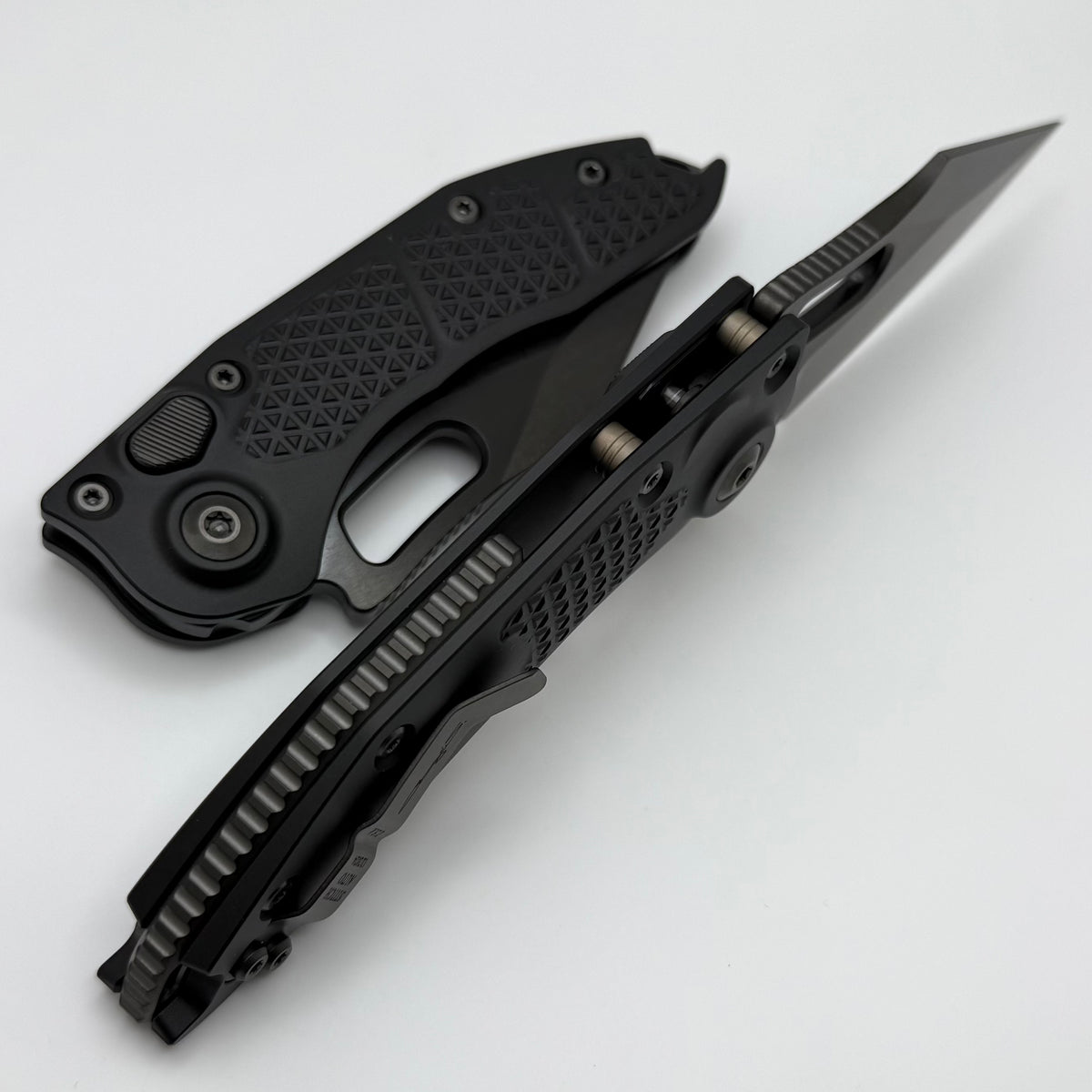Microtech Borka Stitch DLC Shadow Signature Series 169-1DLCTSH