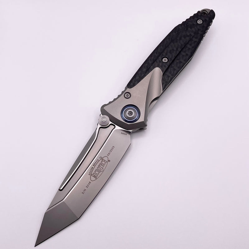 Microtech Knives Socom Bravo Mini Tanto Bead Blast Standard w/ Blue Ti Pivot Collars & Carbon Fiber Scales 261M-7CFTI Pre Owned