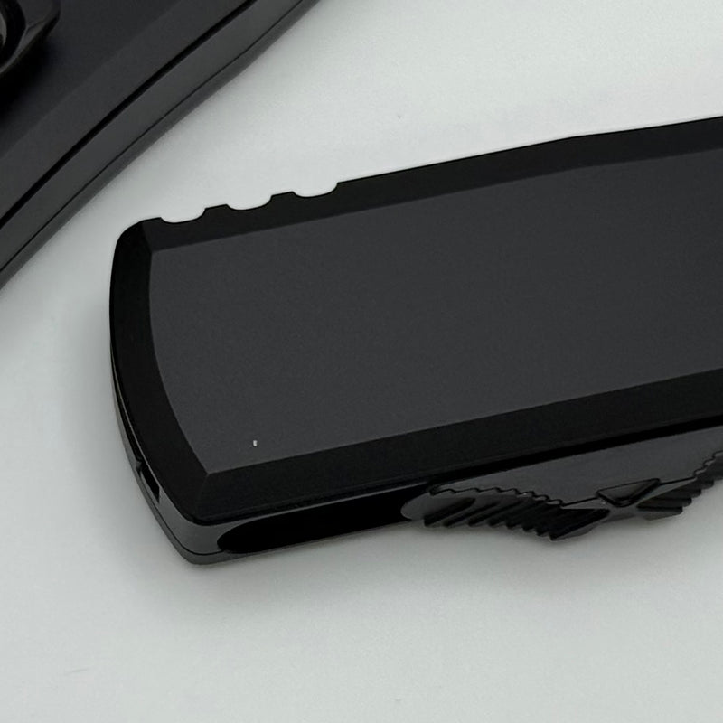 Factory Blem Microtech UTX-85 Gen IV w/ Black Handle & Black D/E M390MK 12324-1T