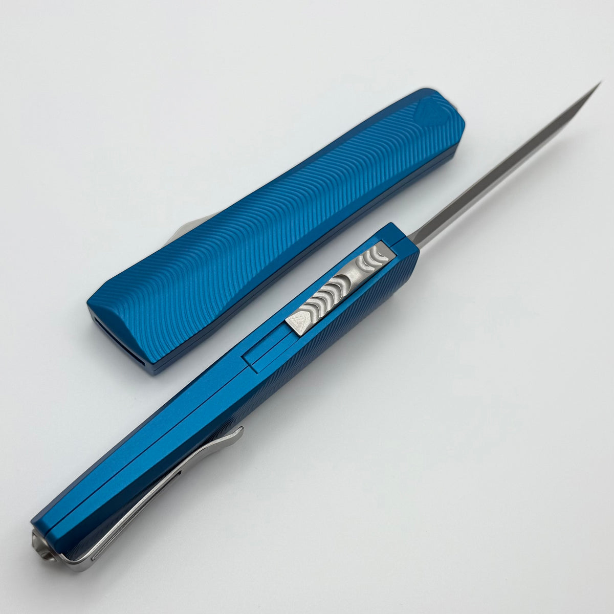 Core Edge USA 0331 Pulsar w/ Blue Aluminum Handle & D/E Tanto Blasted/