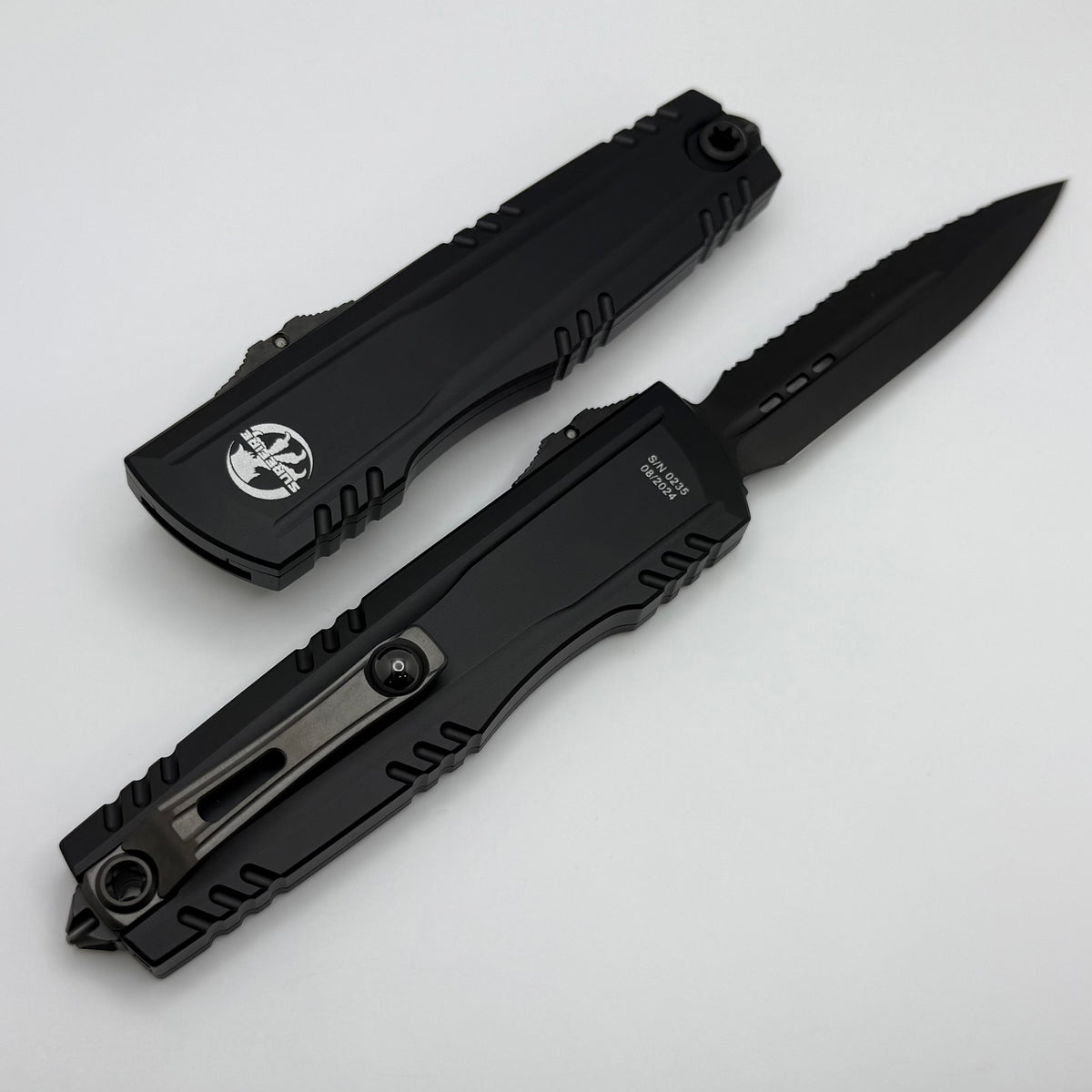 Microtech Luminary D/E Full Serrated DLC Shadow w/ Tritium Inlaid Slid