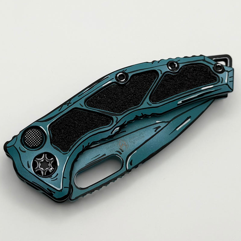 Heretic Knives Medusa Turquoise Cel Shade w/ Recurve MagnaCut (H012-CS-TQ Consigned)