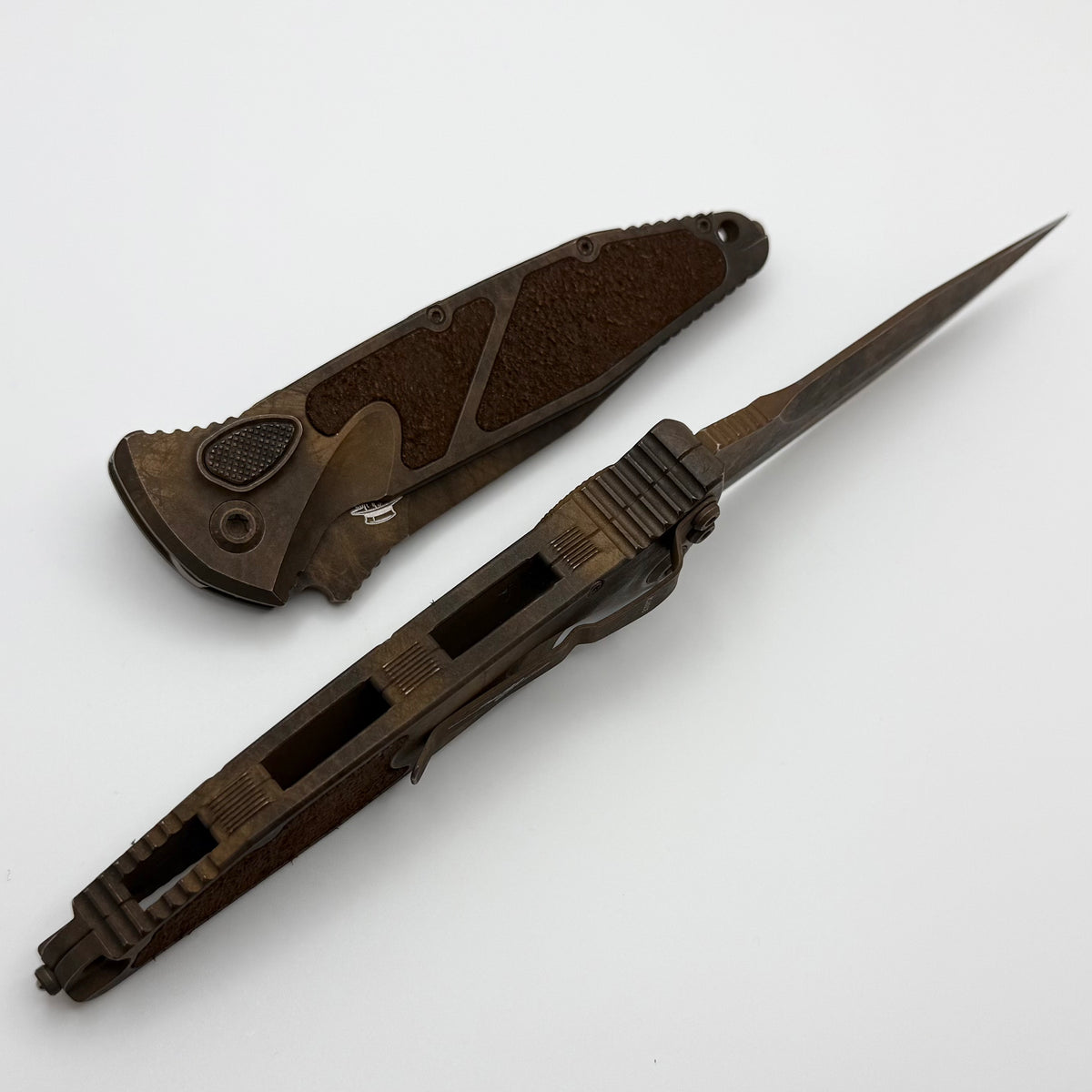 Microtech Socom Elite Auto Spear Point Plague Outbreak Signature Serie